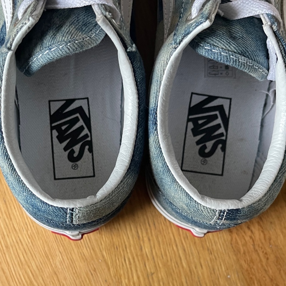 Like New! Vans Old Skool Denim Sneaker Womens 6 / Boy’s 4.5 Retro Classic Staple - Picture 7 of 7